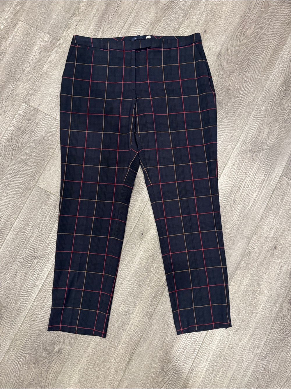 Tommy Hilfiger Navy Windowpane Dress Pants with Red & Tan Lines j7